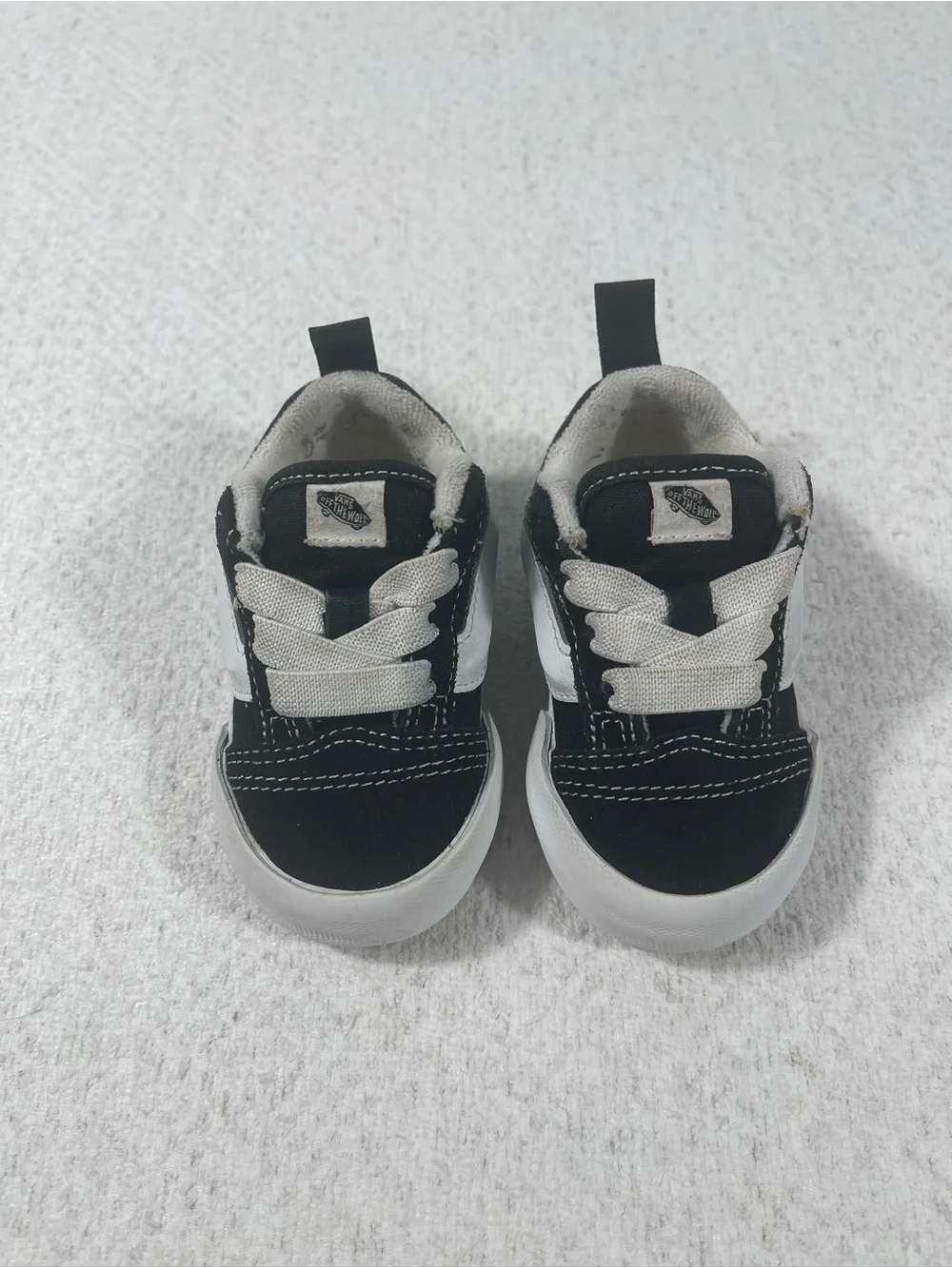 VANS Old Skool Unisex Toddlers Sneaker Black/White Suede Low Top Sz 4.0 SKU#0425